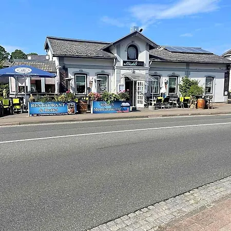 Ellada Restaurant & 3*