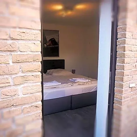 Ellada Restaurant & 3* טארפ