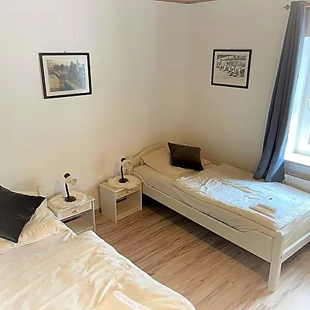 Ellada Restaurant & Hotel 3*