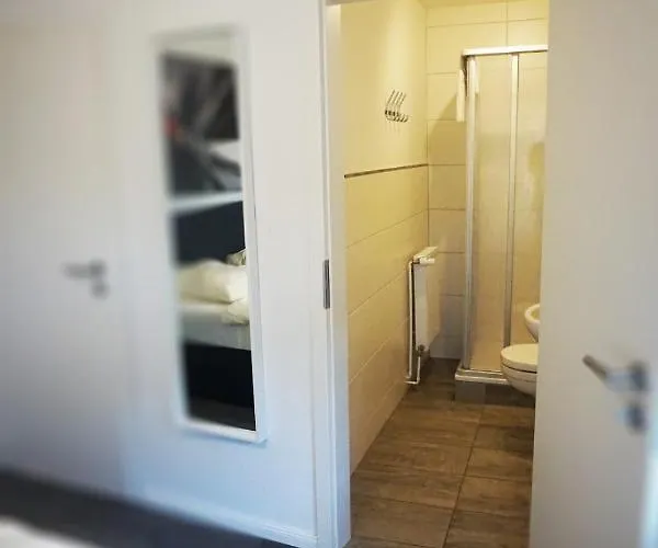 Ellada Restaurant & 3*